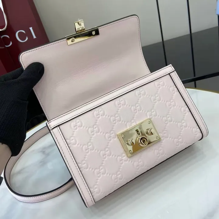 スーパーコピー グッチ キーホルダー