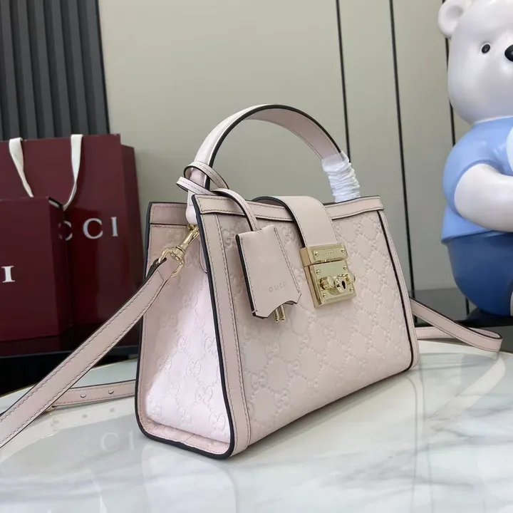 スーパーコピー グッチ キーホルダー