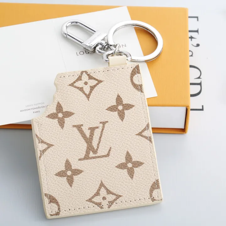 スーパーコピー ルイヴィトン キーホルダー