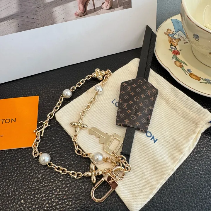 スーパーコピー ルイヴィトン キーホルダー