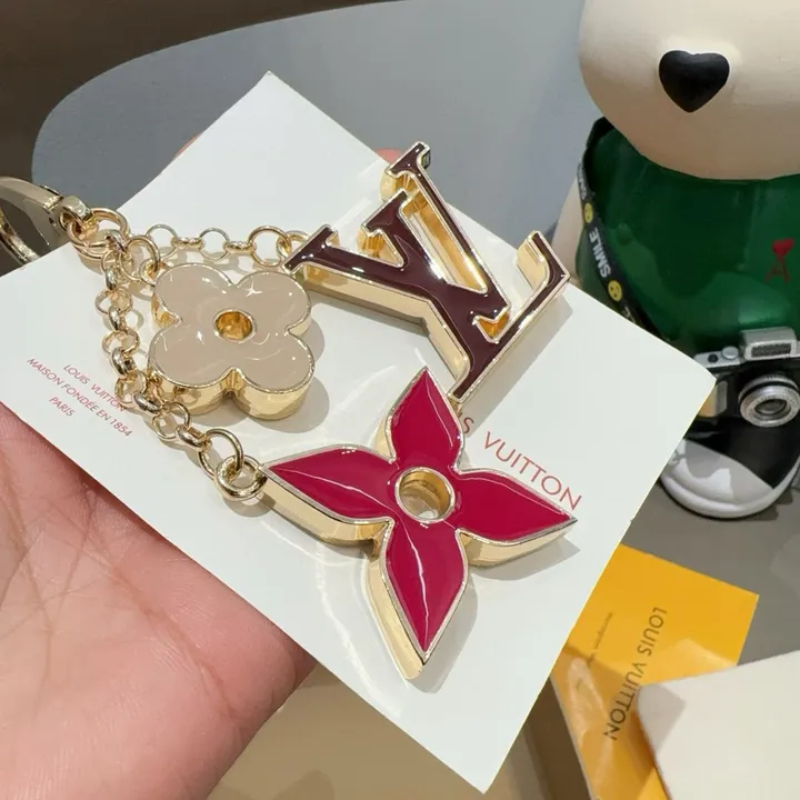 スーパーコピー ルイヴィトン キーホルダー