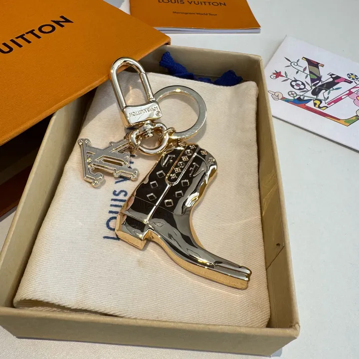 スーパーコピー ルイヴィトン キーホルダー