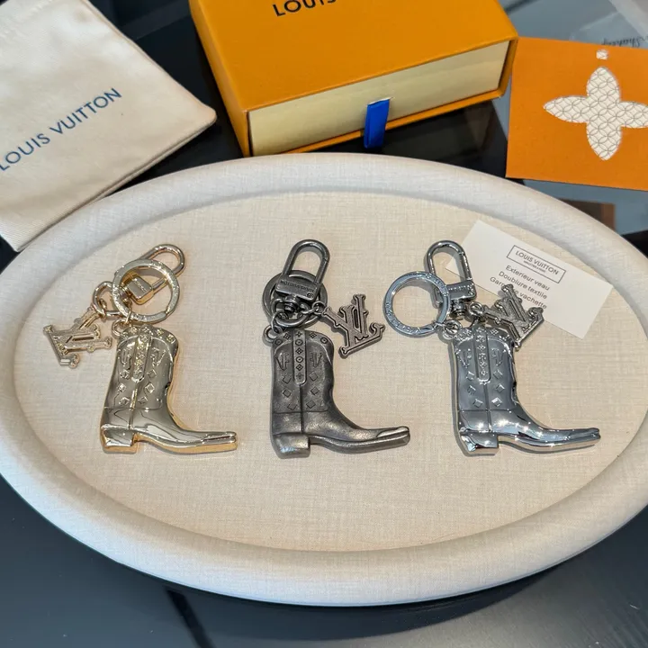スーパーコピー ルイヴィトン キーホルダー