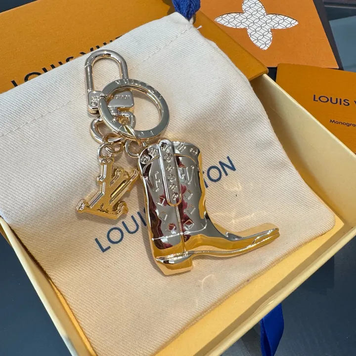 スーパーコピー ルイヴィトン キーホルダー