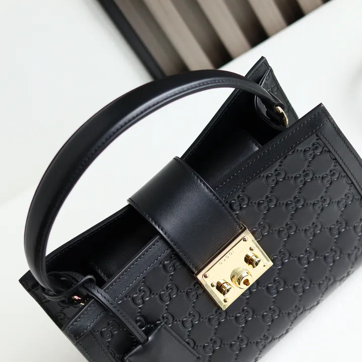 スーパーコピー グッチ キーホルダー