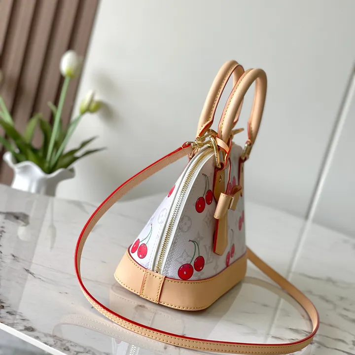 スーパーコピー ルイヴィトン キーホルダー