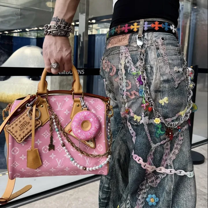 スーパーコピー ルイヴィトン キーホルダー