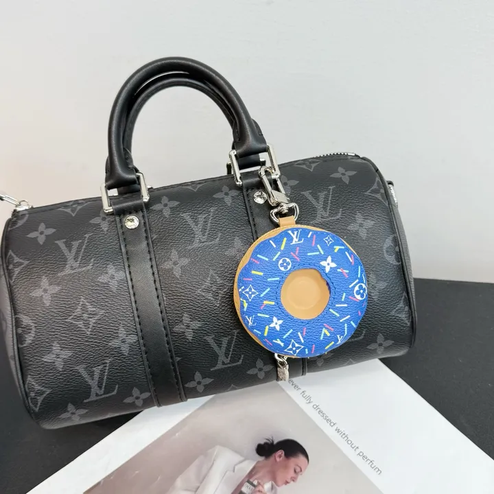 スーパーコピー ルイヴィトン キーホルダー