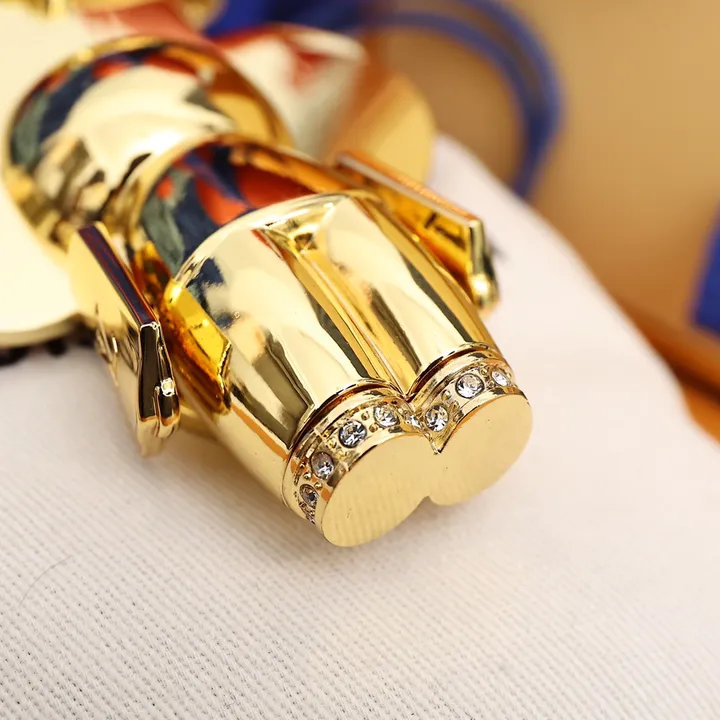 スーパーコピー ルイヴィトン キーホルダー