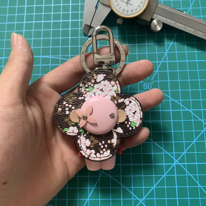 スーパーコピー ルイヴィトン キーホルダー