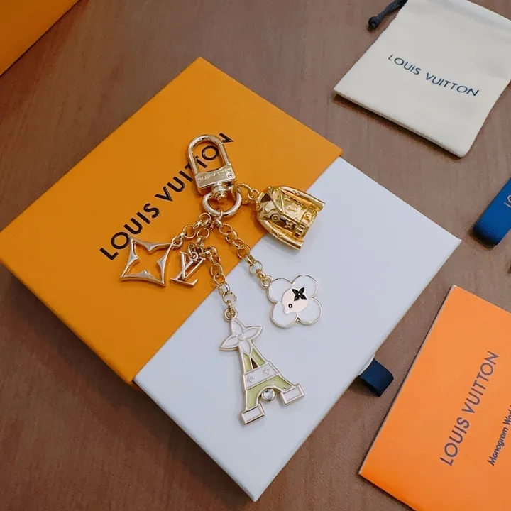 スーパーコピー ルイヴィトン キーホルダー