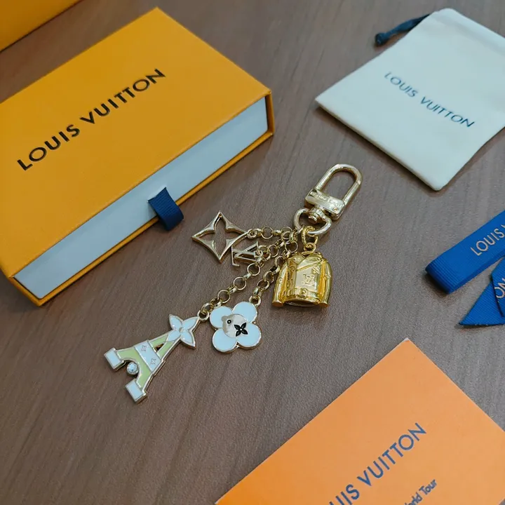 スーパーコピー ルイヴィトン キーホルダー