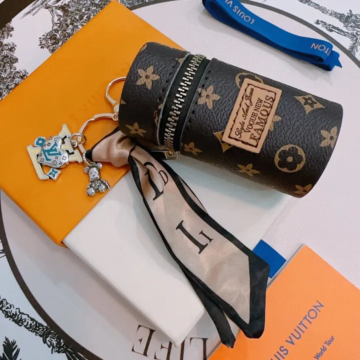 スーパーコピー ルイヴィトン キーホルダー