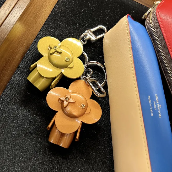 スーパーコピー ルイヴィトン キーホルダー