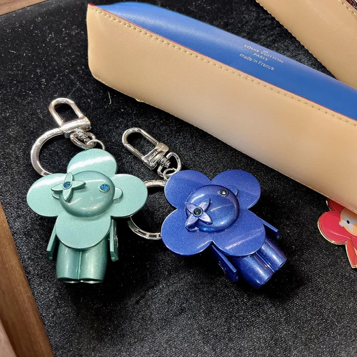 スーパーコピー ルイヴィトン キーホルダー