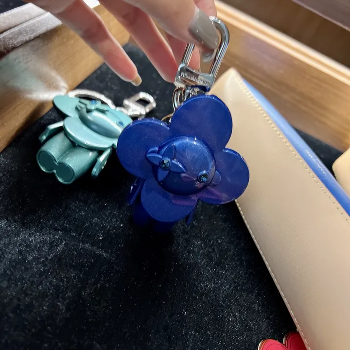スーパーコピー ルイヴィトン キーホルダー