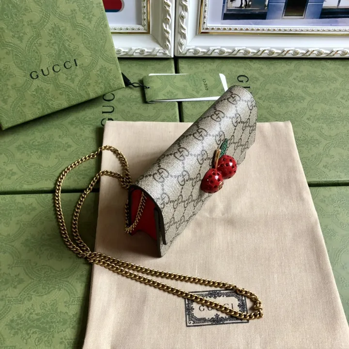 スーパーコピー グッチ キーホルダー