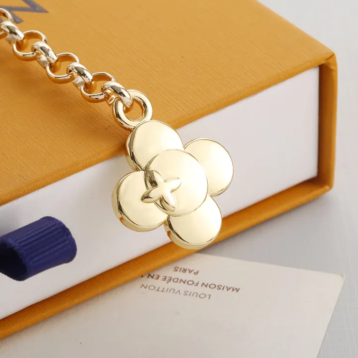 スーパーコピー ルイヴィトン キーホルダー