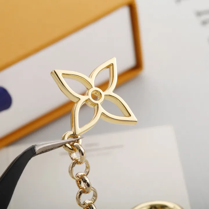 スーパーコピー ルイヴィトン キーホルダー