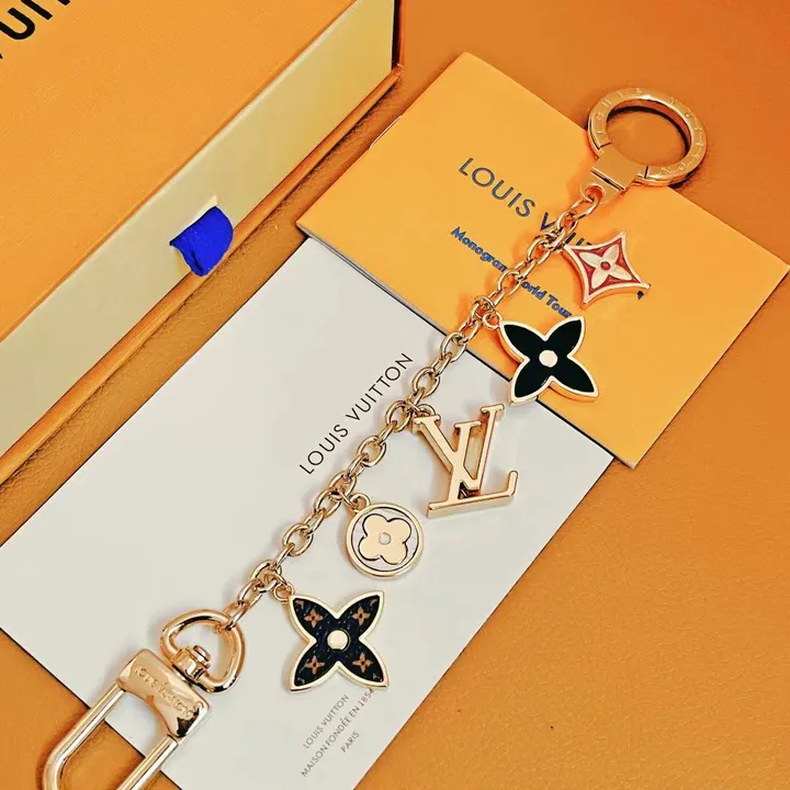 スーパーコピー ルイヴィトン キーホルダー