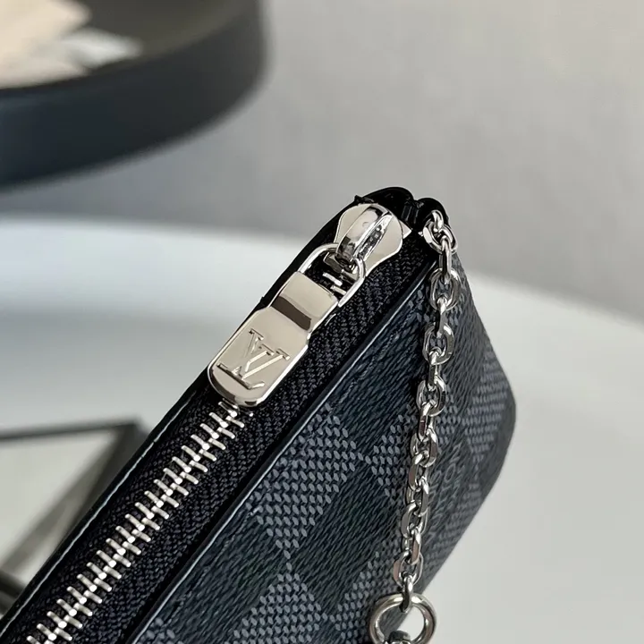 スーパーコピー ルイヴィトン キーホルダー