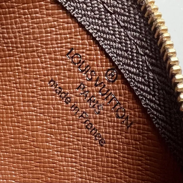 スーパーコピー ルイヴィトン キーホルダー