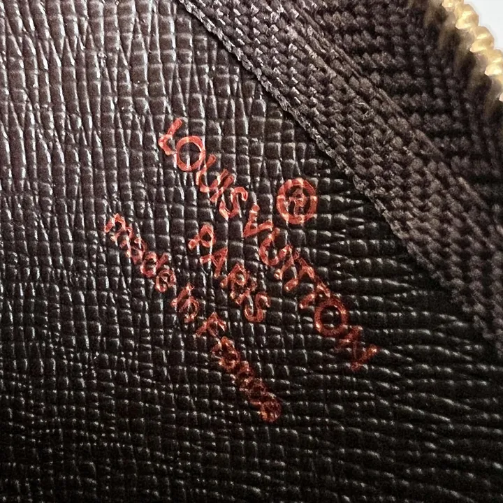 スーパーコピー ルイヴィトン キーホルダー