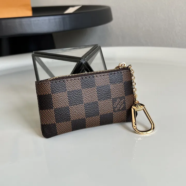 スーパーコピー ルイヴィトン キーホルダー