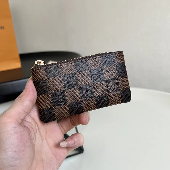 スーパーコピー ルイヴィトン キーホルダー