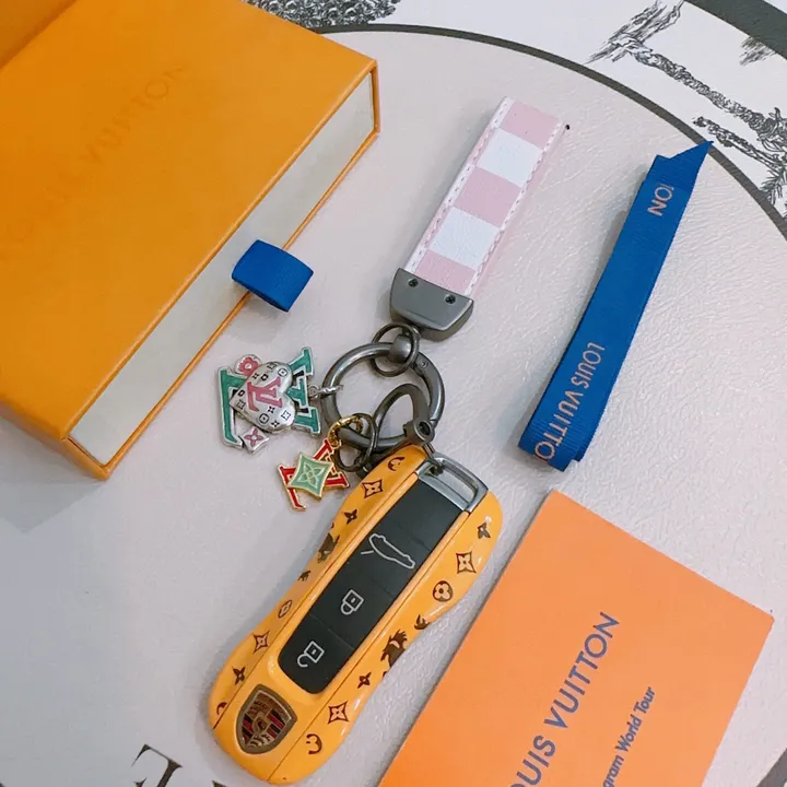 スーパーコピー ルイヴィトン キーホルダー