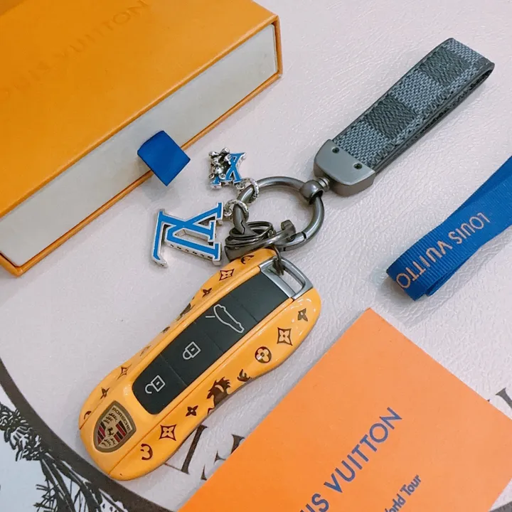 スーパーコピー ルイヴィトン キーホルダー