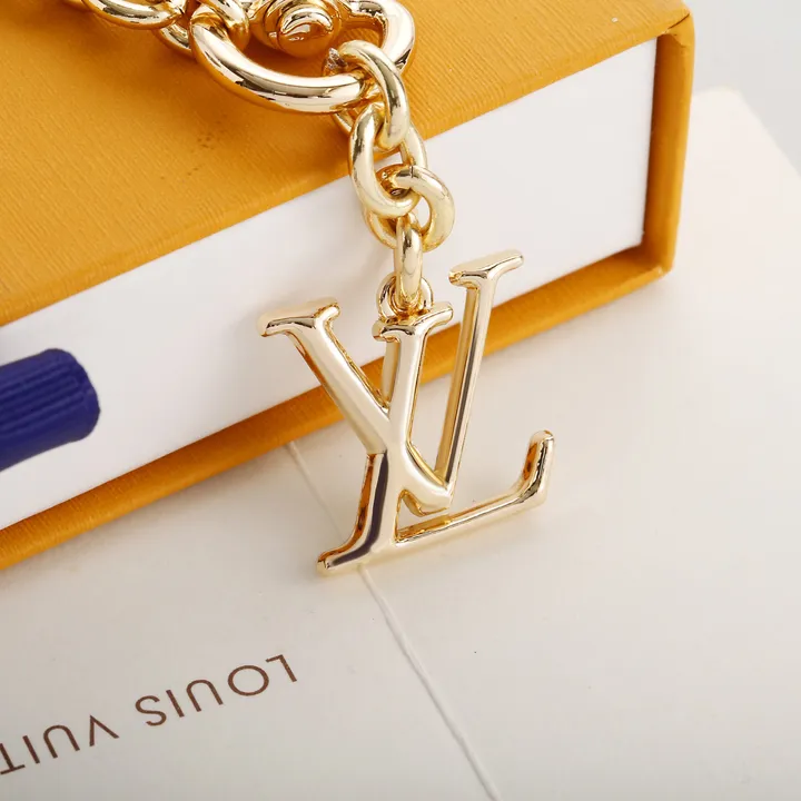 スーパーコピー ルイヴィトン キーホルダー