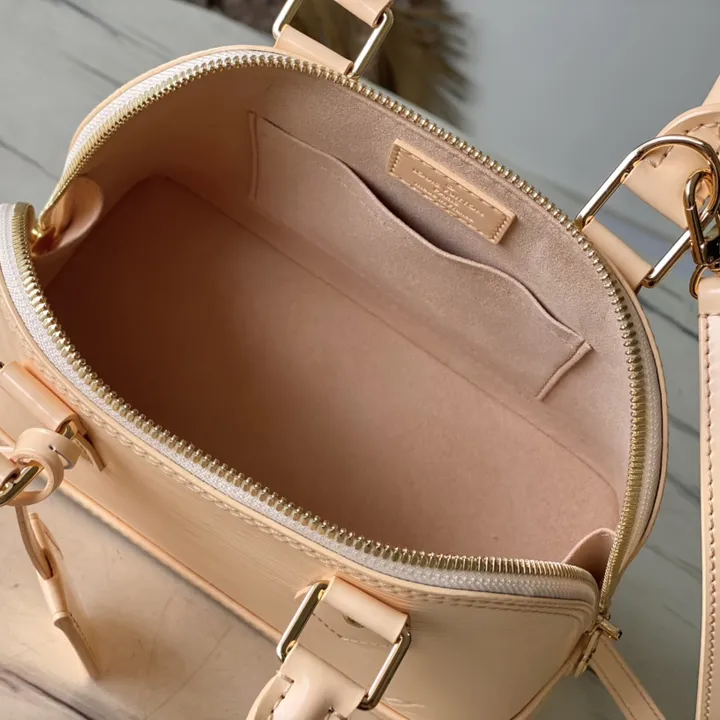 スーパーコピー ルイヴィトン キーホルダー