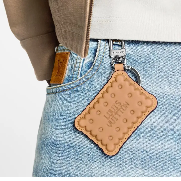 スーパーコピー ルイヴィトン キーホルダー