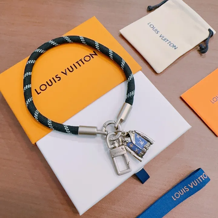 スーパーコピー ルイヴィトン キーホルダー