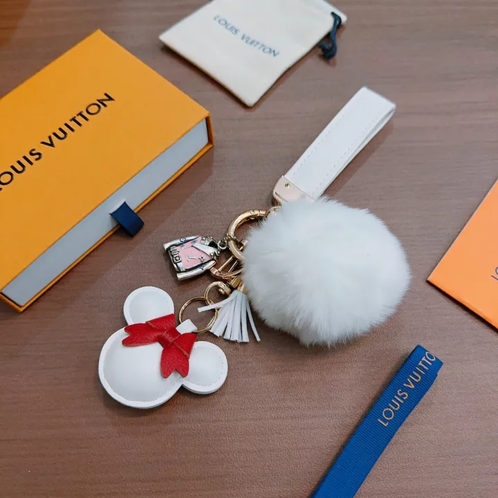 スーパーコピー ルイヴィトン キーホルダー