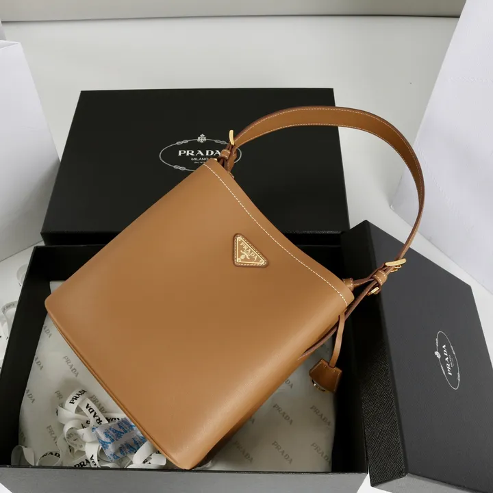 スーパーコピー ルイヴィトン キーホルダー