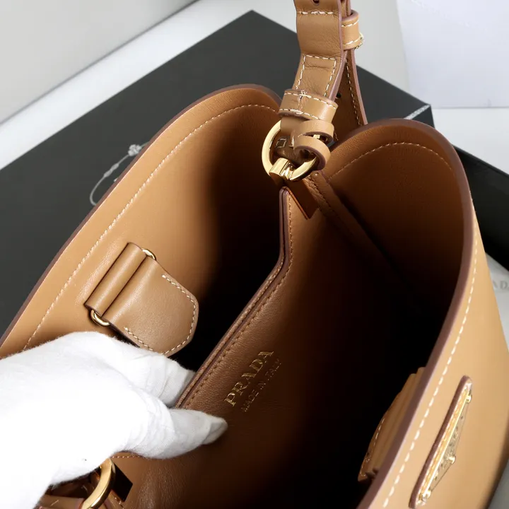 スーパーコピー ルイヴィトン キーホルダー