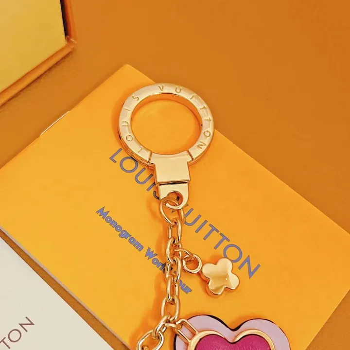 スーパーコピー ルイヴィトン キーホルダー