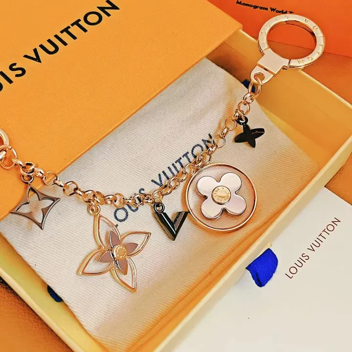 スーパーコピー ルイヴィトン キーホルダー