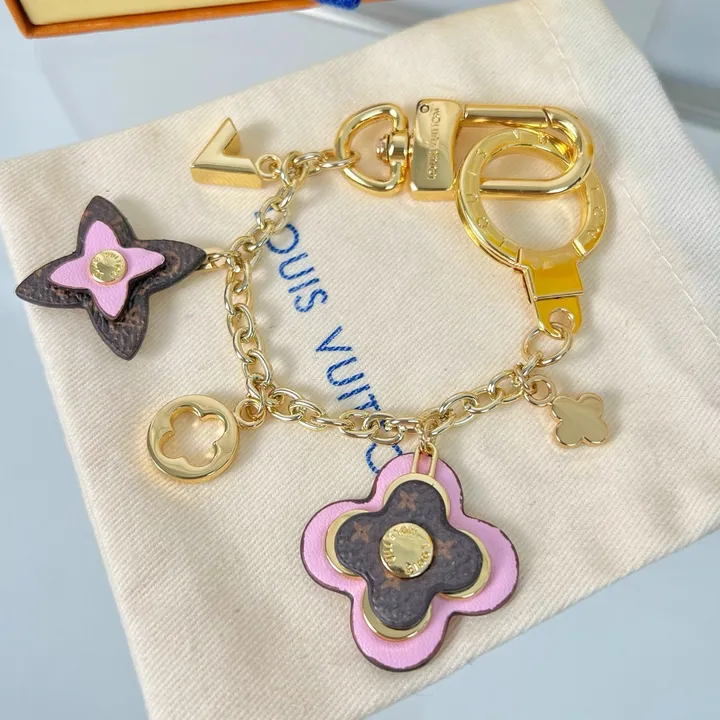 スーパーコピー ルイヴィトン キーホルダー