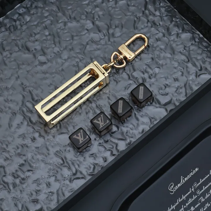 スーパーコピー ルイヴィトン キーホルダー