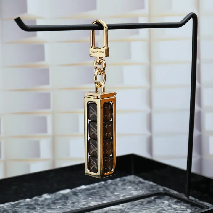 スーパーコピー ルイヴィトン キーホルダー