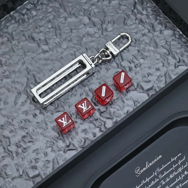 スーパーコピー ルイヴィトン キーホルダー