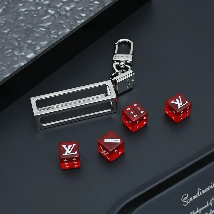 スーパーコピー ルイヴィトン キーホルダー