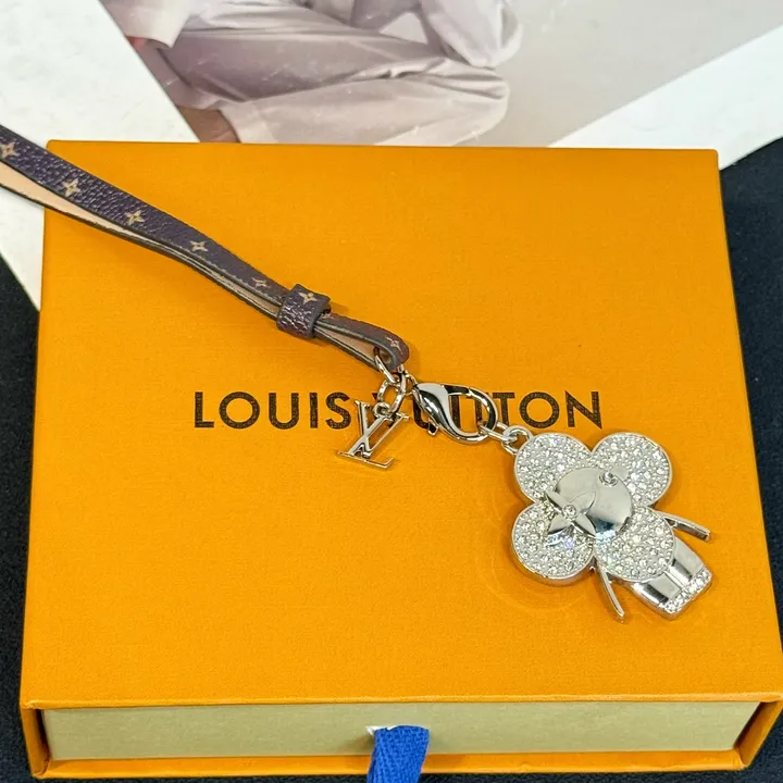 スーパーコピー ルイヴィトン キーホルダー