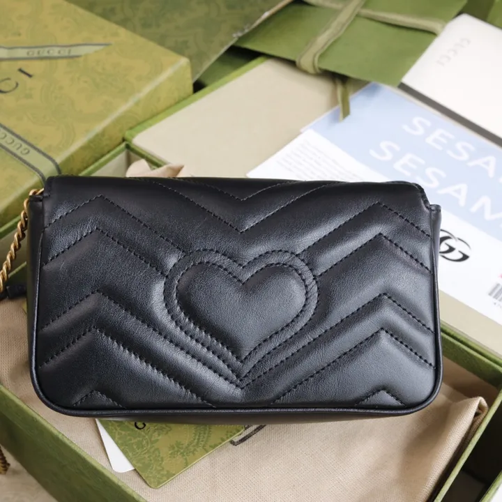 スーパーコピー グッチ キーホルダー