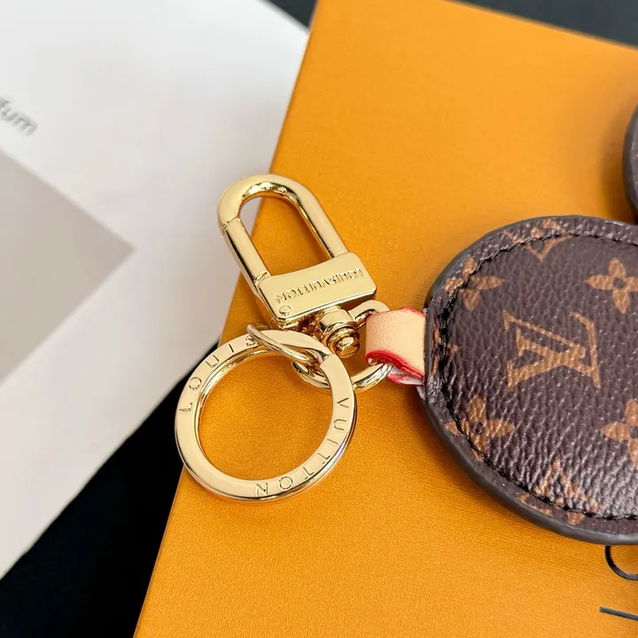 スーパーコピー ルイヴィトン キーホルダー