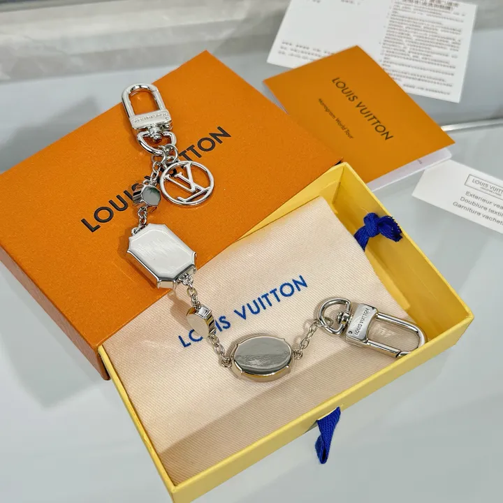 スーパーコピー ルイヴィトン キーホルダー