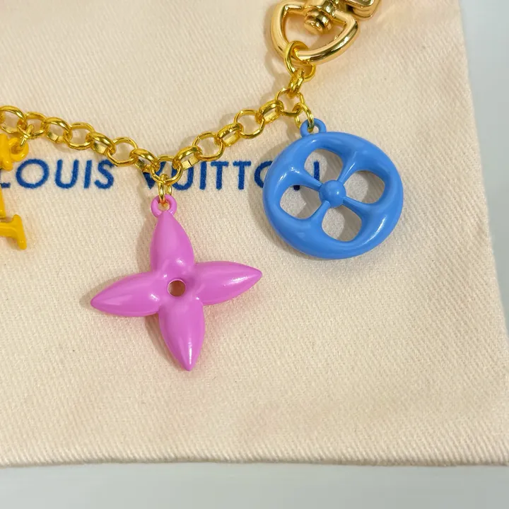 スーパーコピー ルイヴィトン キーホルダー